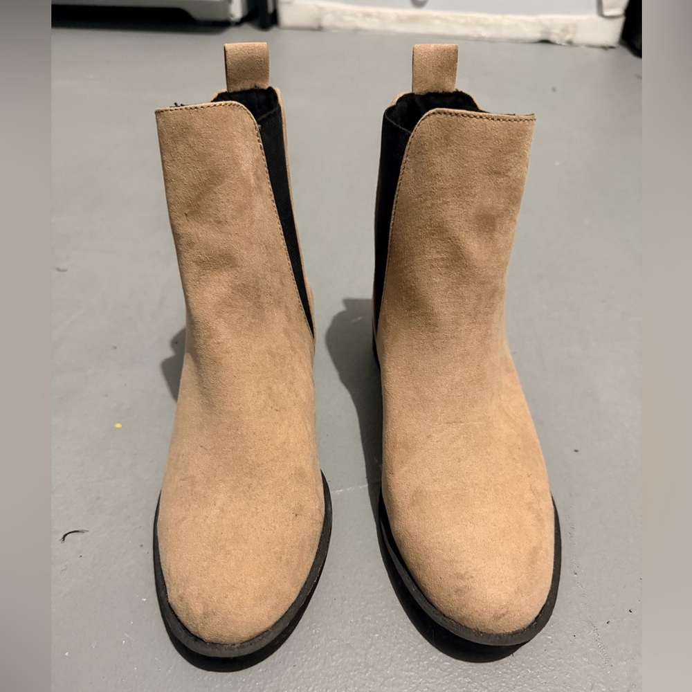 NWOT - Lulus Tan Ankle Boots